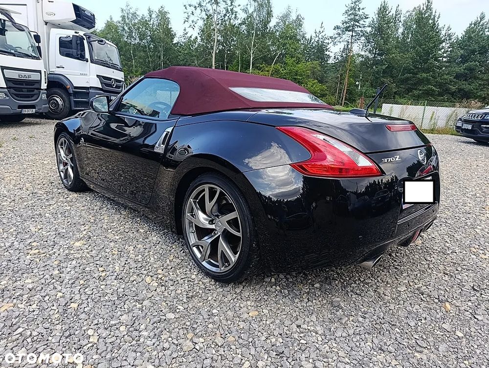 Nissan 370 Z 3.7 V6 Platinum - 4