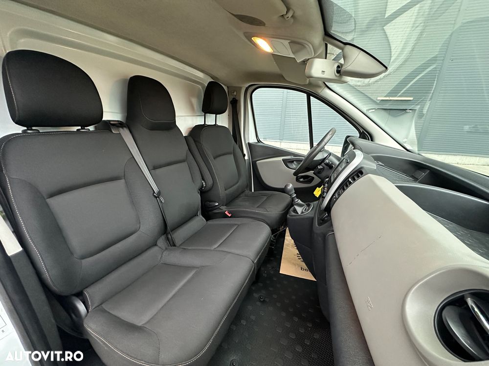 Renault Trafic - 8
