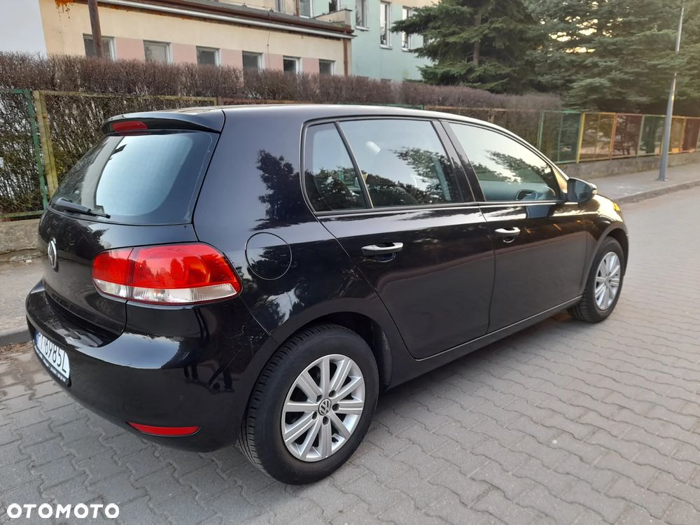 Volkswagen Golf - 9
