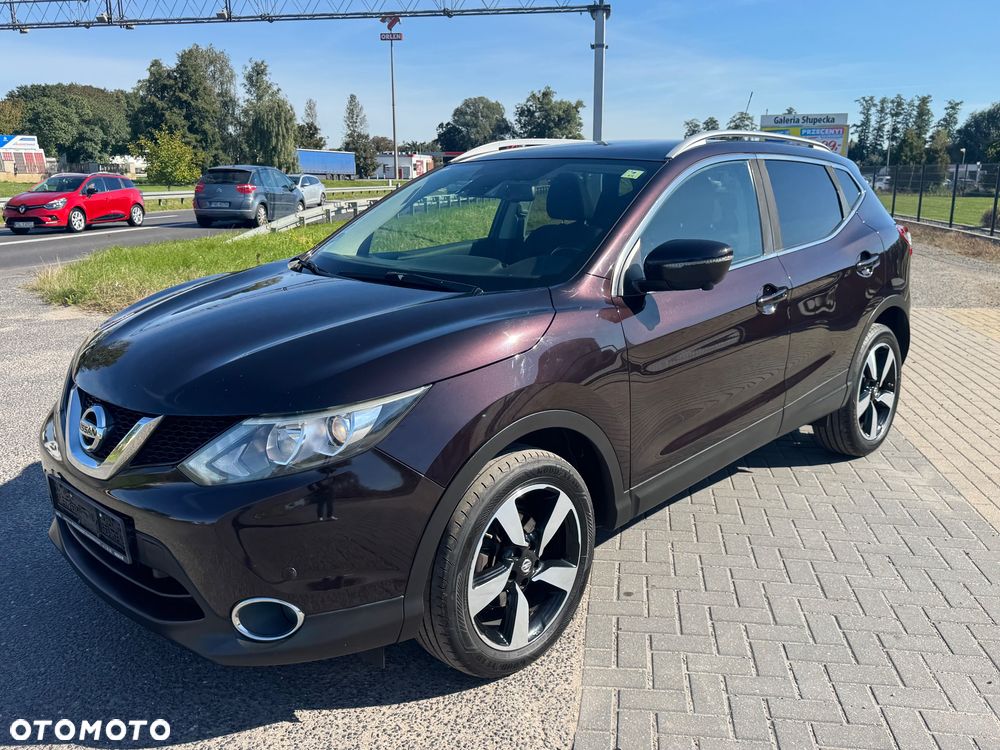 Nissan Qashqai 1.6 DIG-T 360 - 1