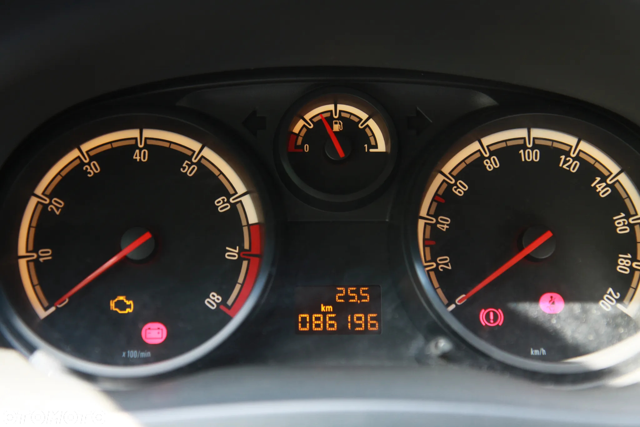 Opel Corsa - 11