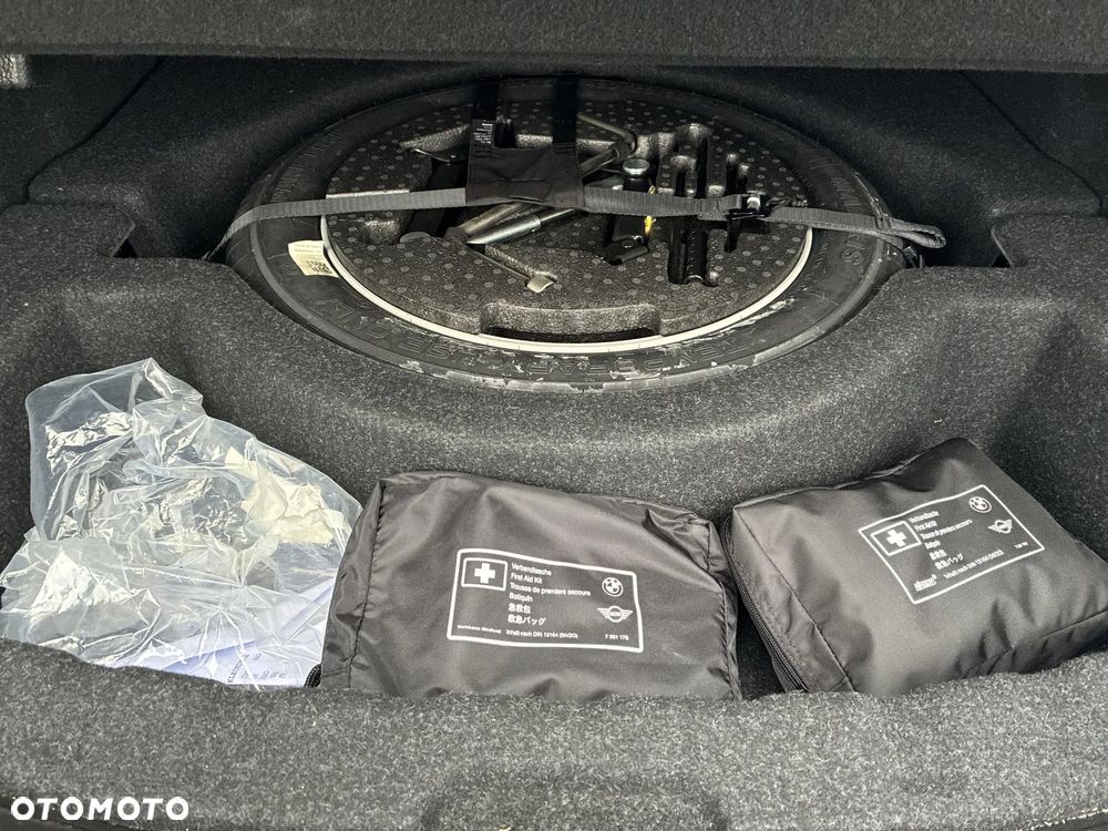 BMW Seria 3 318i Advantage - 29