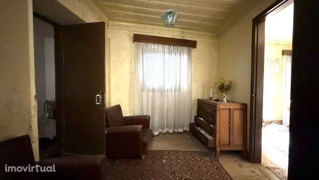 MORADIA T2 PARA REABILITAR, ALFARELOS, SOURE - Grande imagem: 4/17