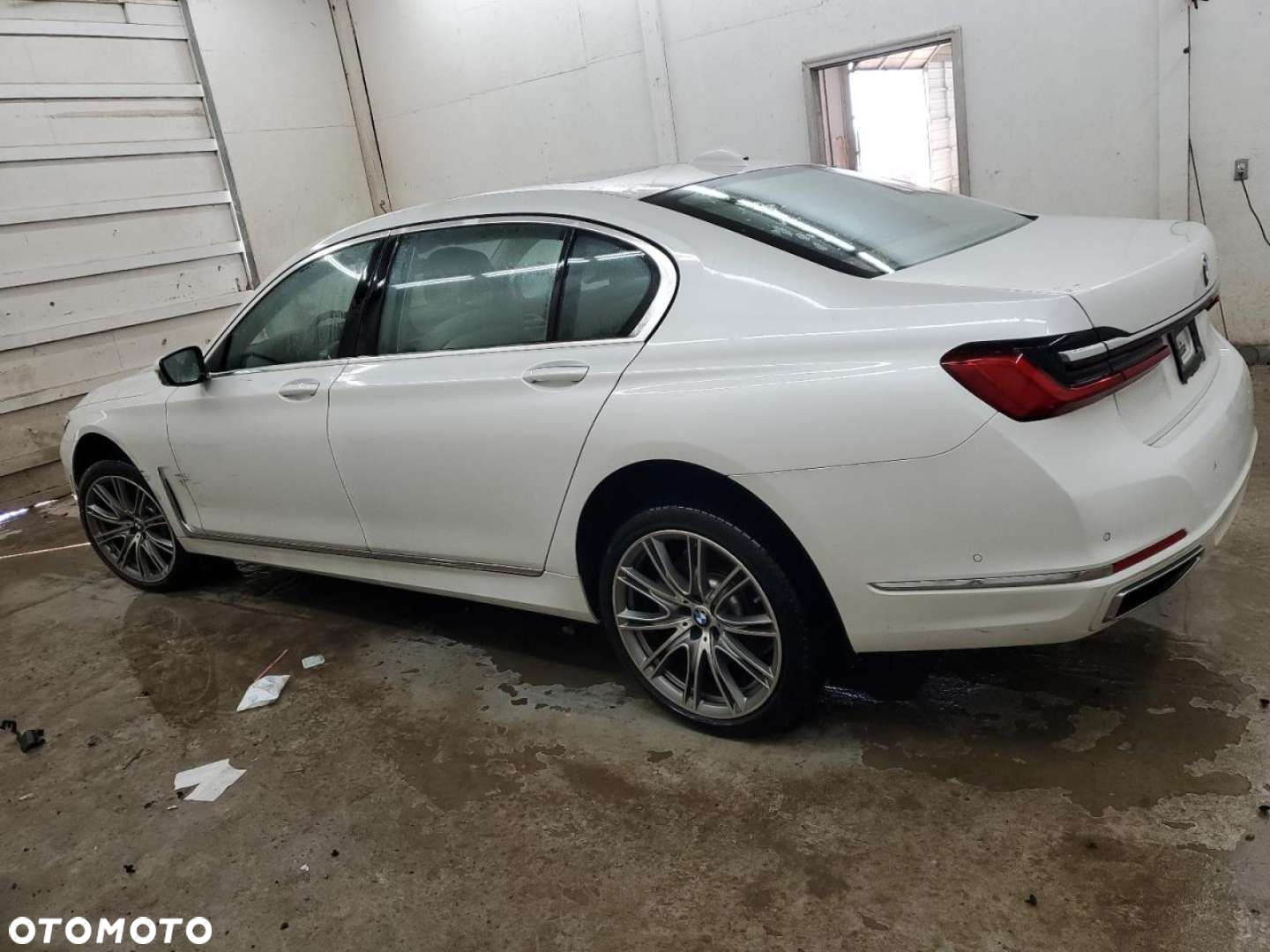 BMW Seria 7 - 11
