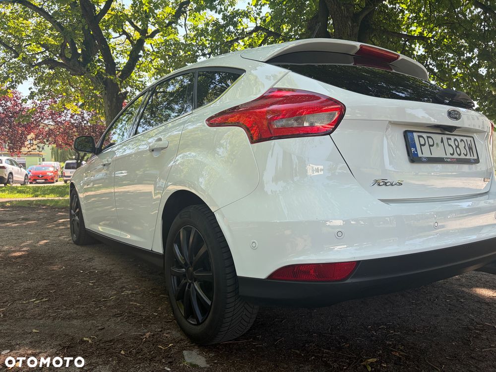 Ford Focus 1.5 EcoBoost STart-Stopp-System TITANIUM - 17