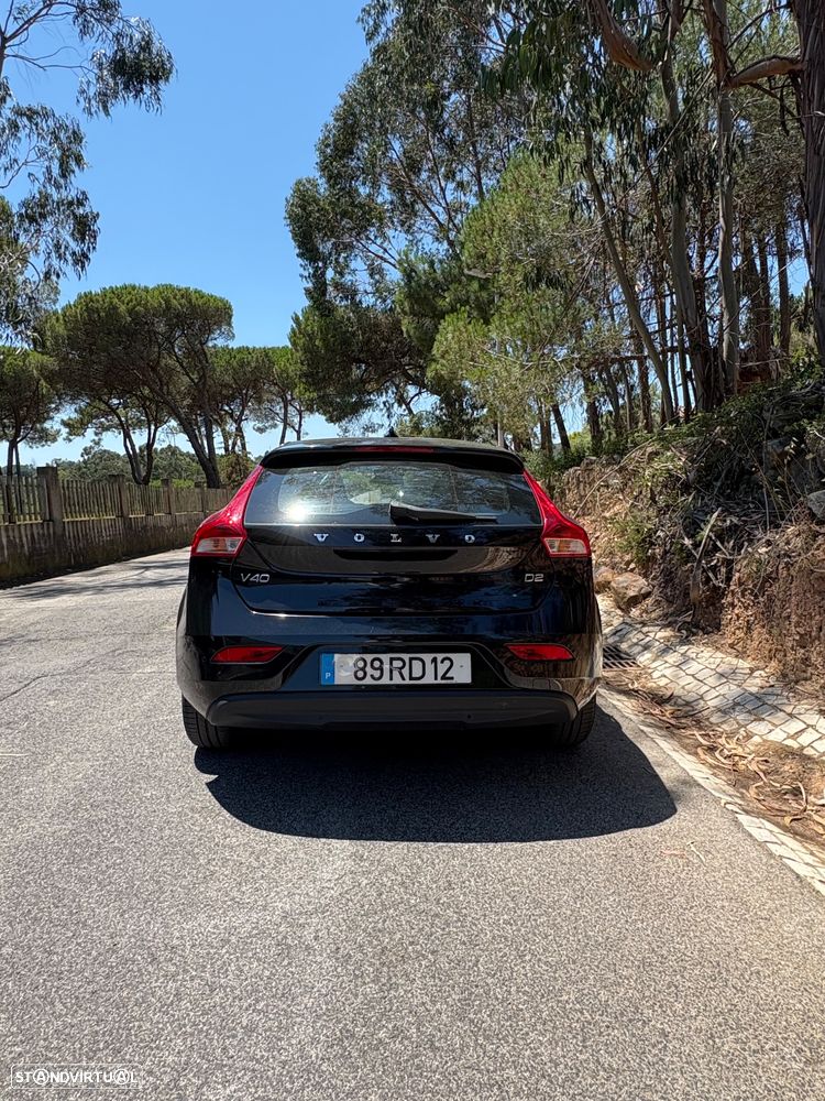 Volvo V40 2.0 D2 Kinetic - 4