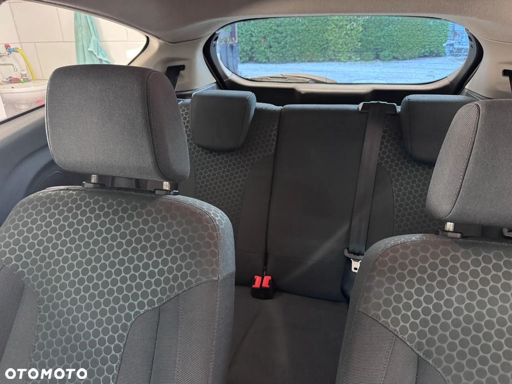 Ford Fiesta - 18