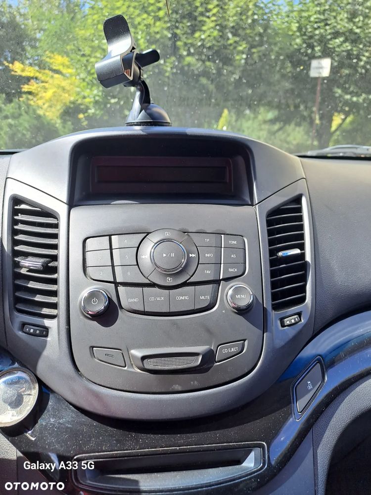 Chevrolet Orlando - 10