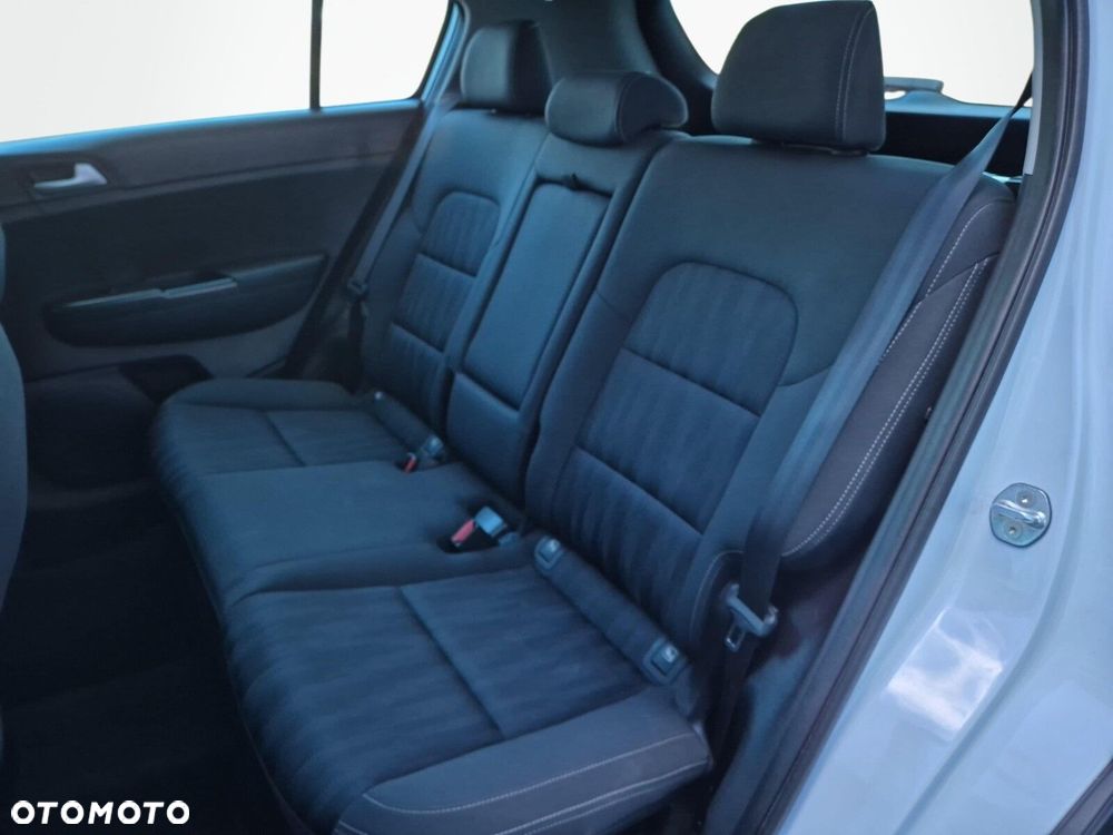 Kia Sportage 1.6 GDI M 2WD - 24