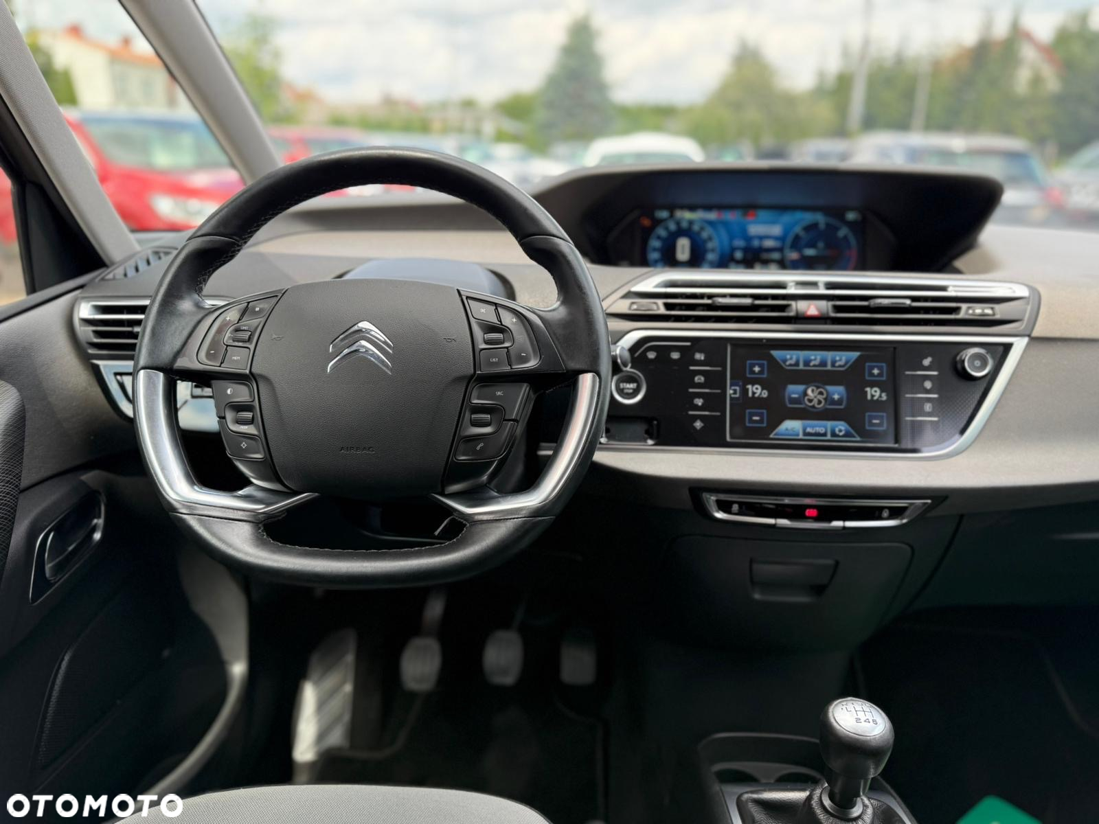 Citroën C4 Picasso - 13