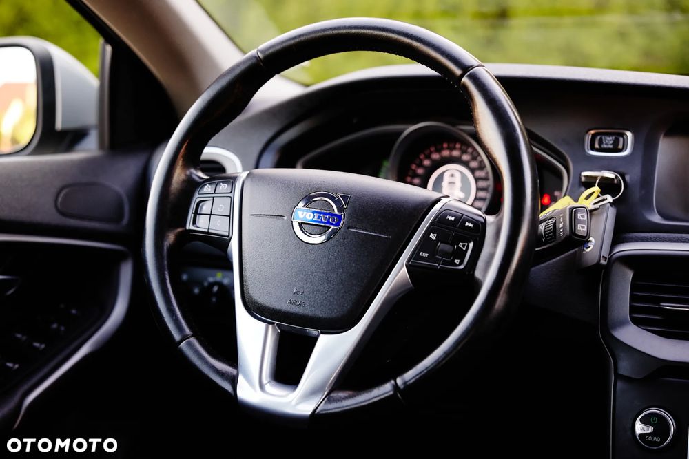 Volvo V40 D2 Kinetic - 20