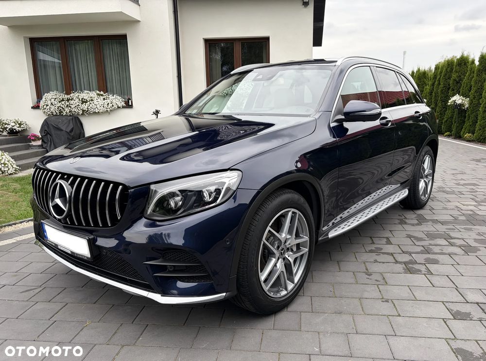 Mercedes-Benz GLC - 4