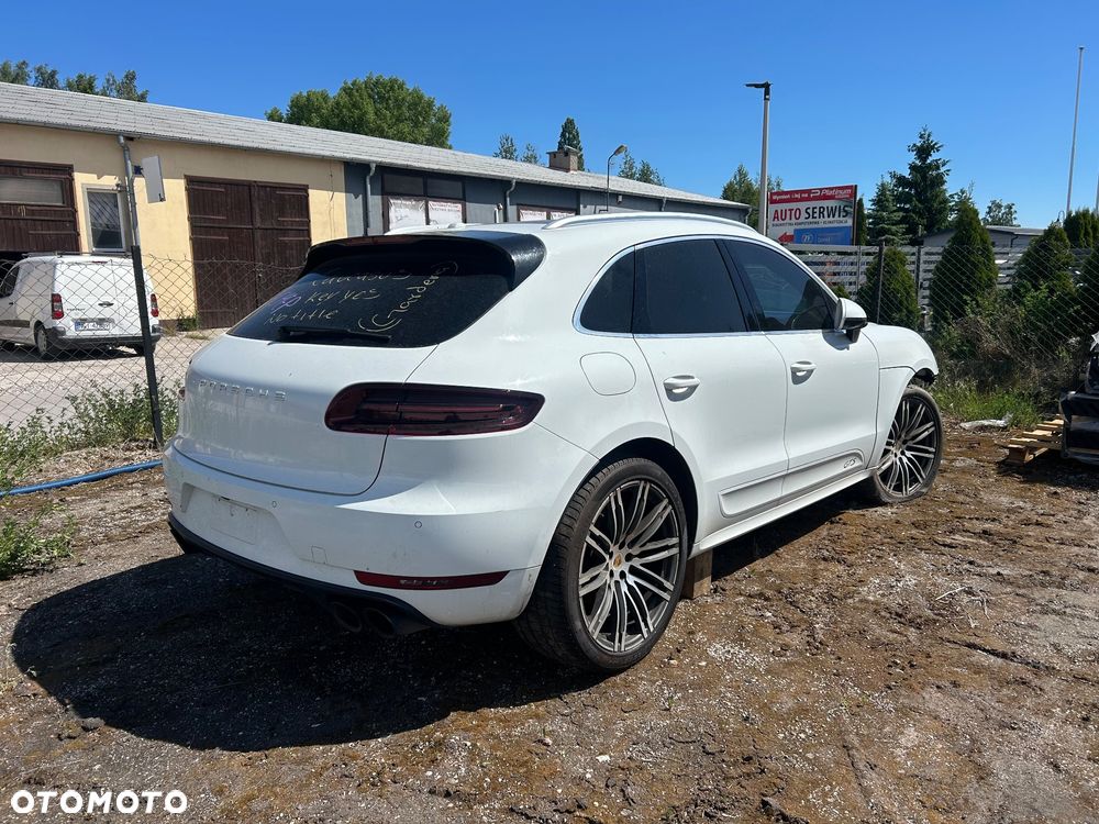 Porsche Macan GTS PDK - 5