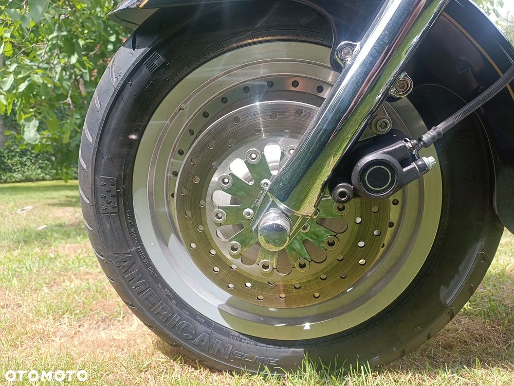 Harley-Davidson Softail Fat Bob - 22