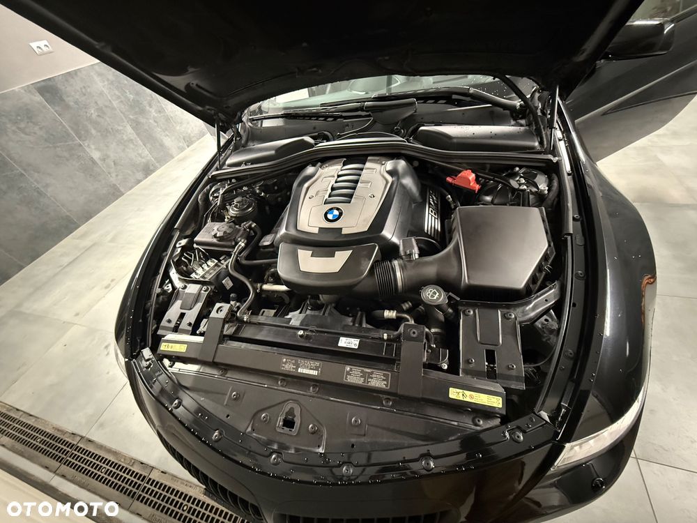 BMW Seria 6 650 i - 25
