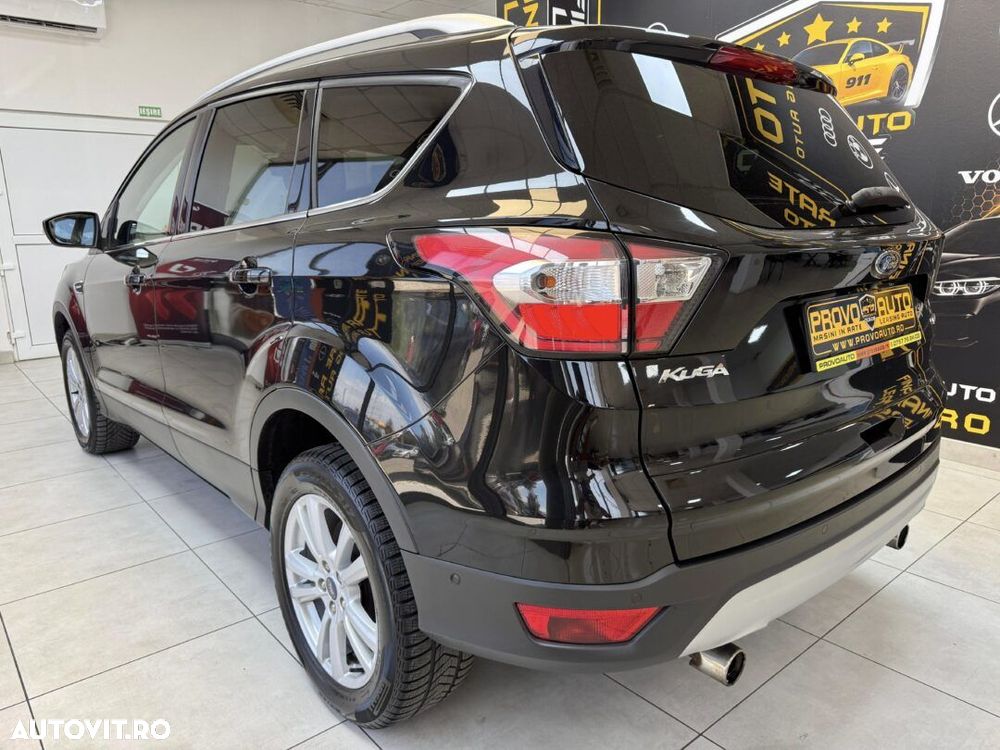 Ford Kuga - 4