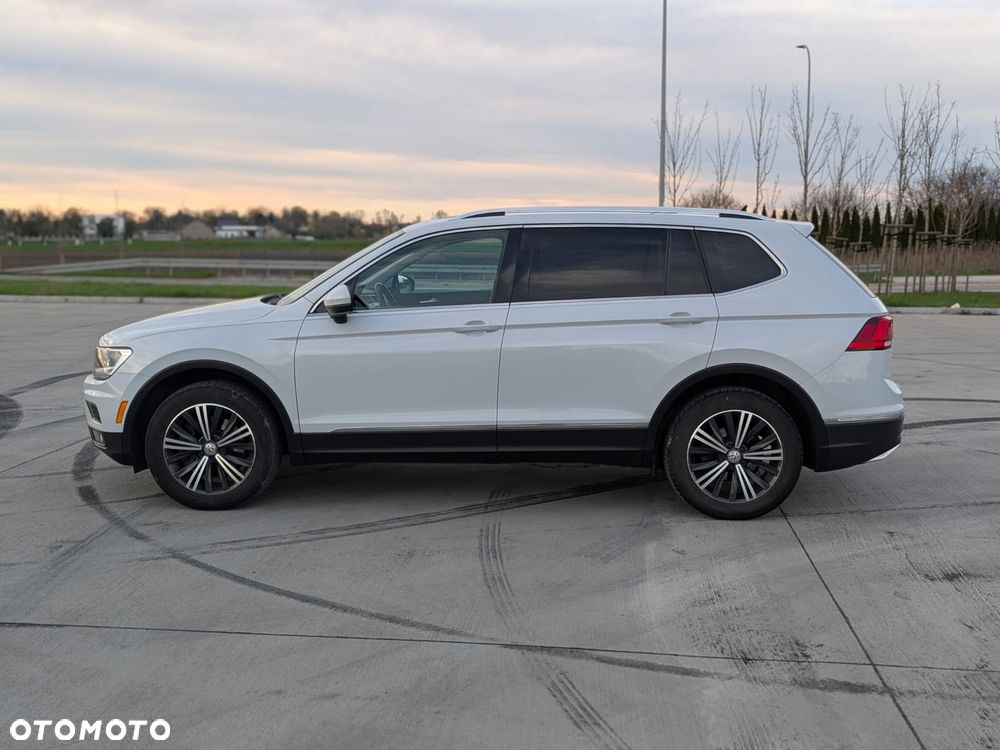 Volkswagen Tiguan - 17