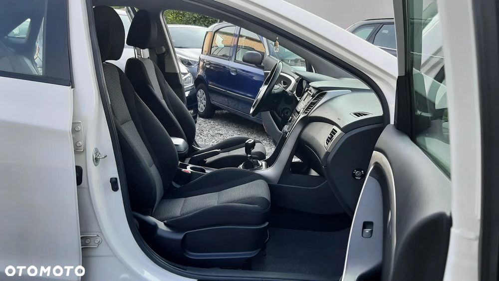 Hyundai i30 1.4 CRDi Trend - 18