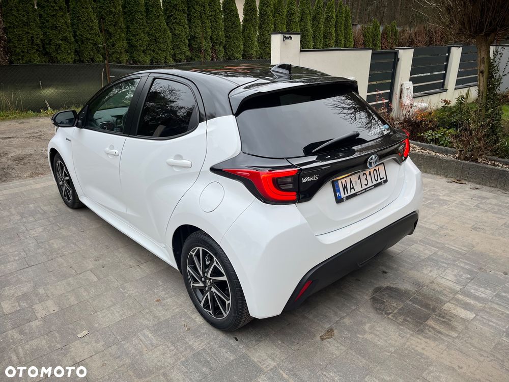Toyota Yaris Hybrid 1.5 Executive - 14