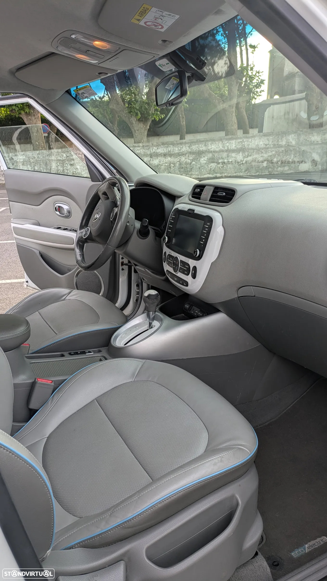 Kia e-Soul EV Play - 15