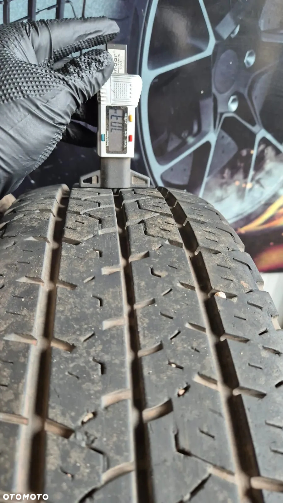 195/70 14C  185  R14C  Barum - 2