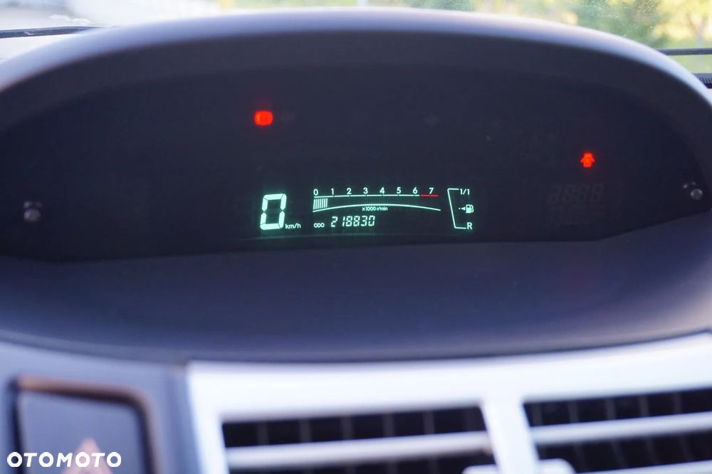 Toyota Yaris - 28