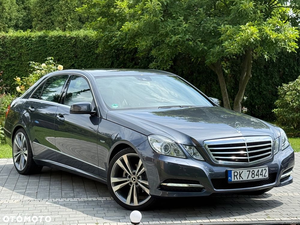 Mercedes-Benz Klasa E 220 CDI BlueEff Avantgarde - 5