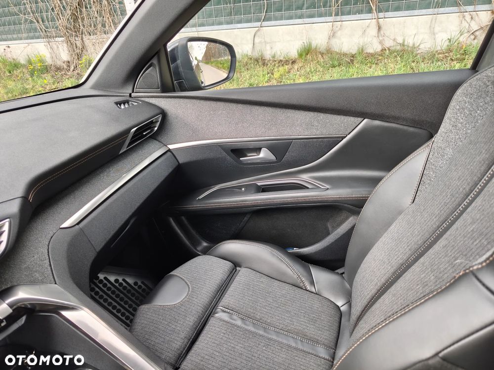 Peugeot 3008 1.6 THP Allure S&S EAT6 - 8