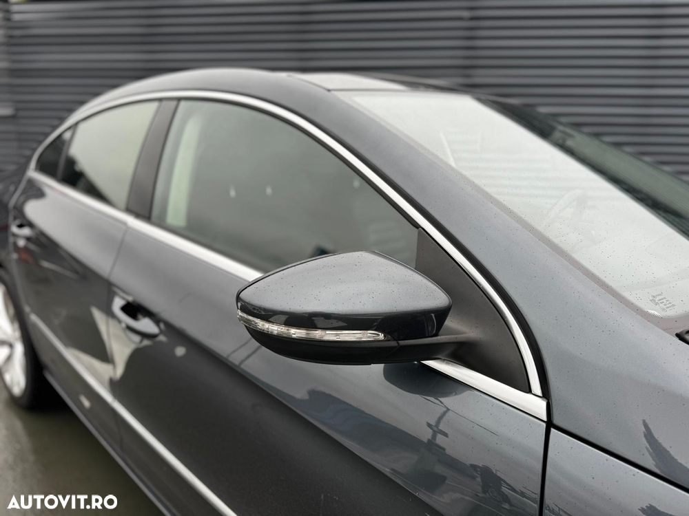 Volkswagen Passat Variant 2.0 TDI 4Motion DSG BlueMotion Tech Exclusive - 24