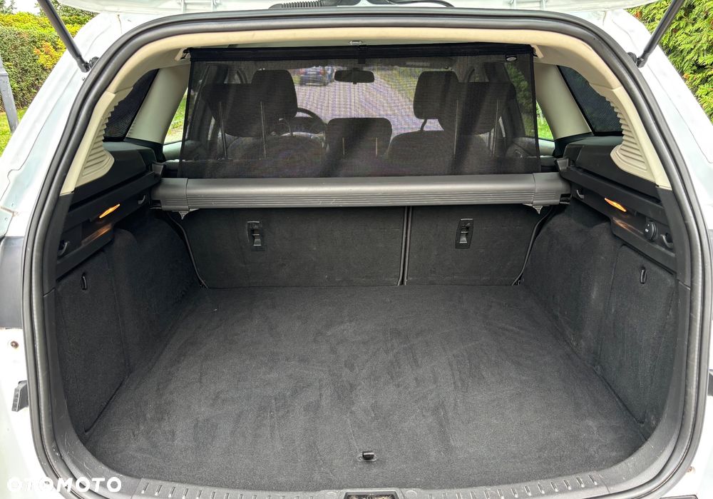 Ford Focus 1.5 TDCi SYNC Edition - 20