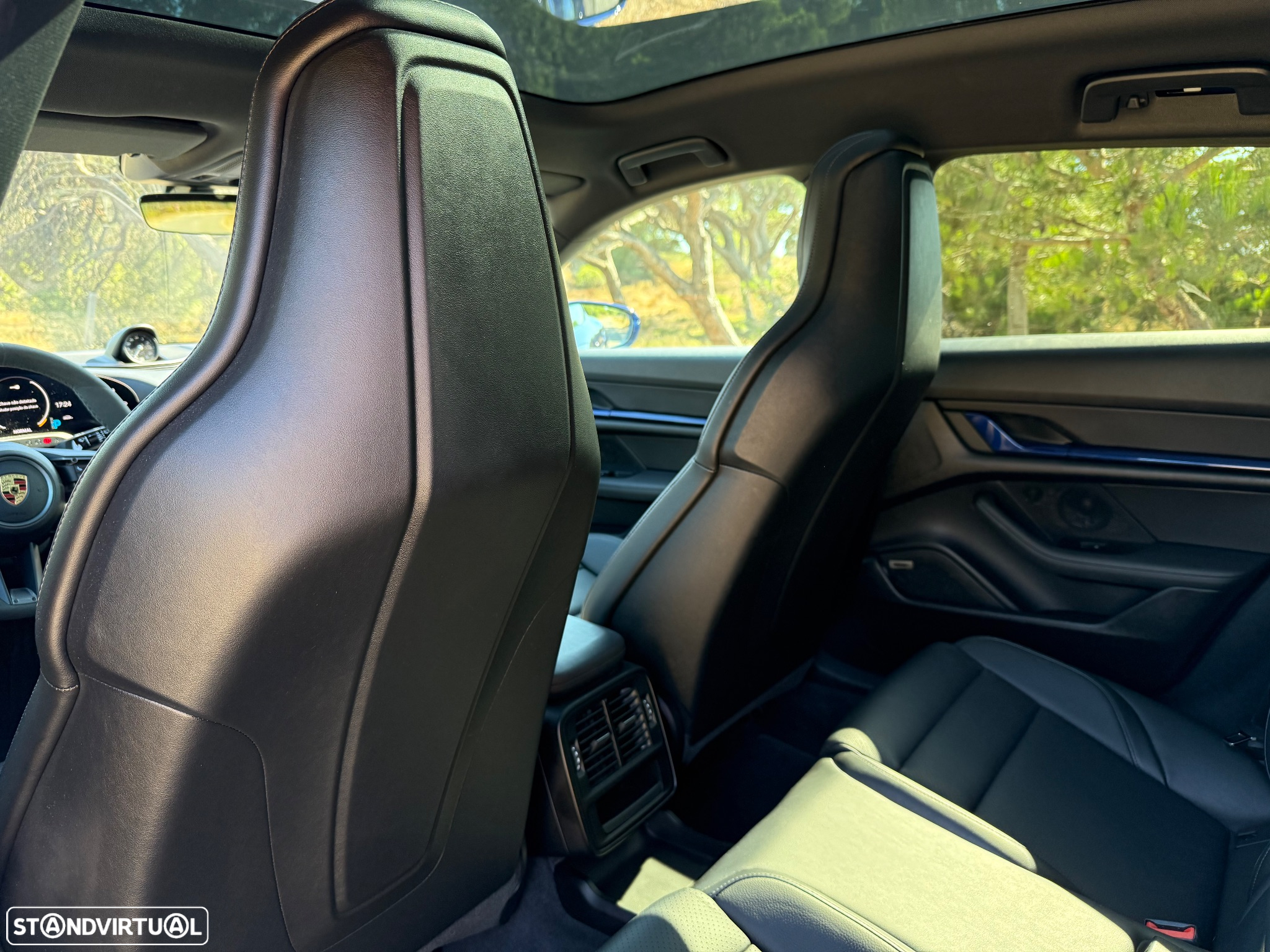 Porsche Taycan Sport Turismo bateria Performance Plus - 18