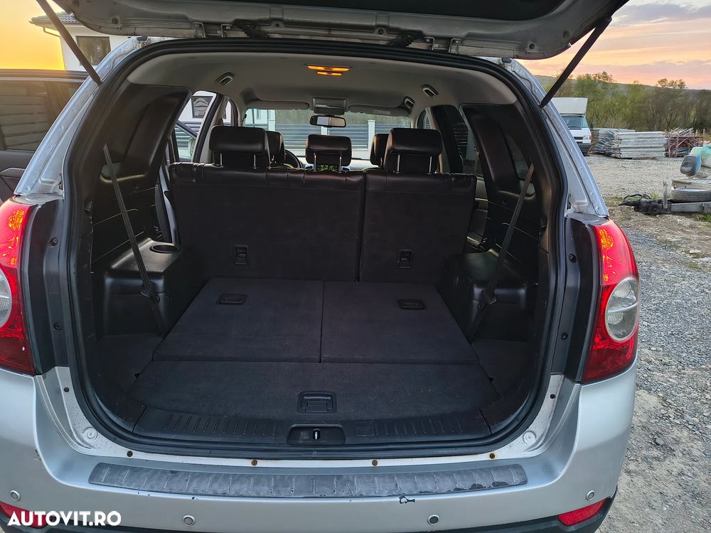 Chevrolet Captiva 2.0 4WD 7 Sitzer Automatik LT - 13