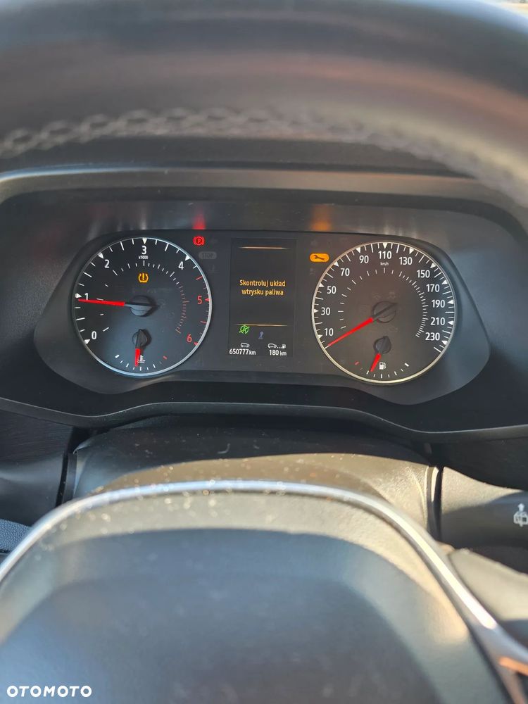 Renault Trafic 2.0 dCi - 15