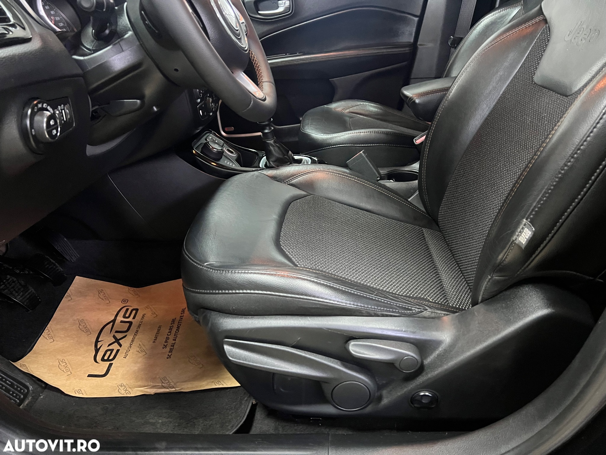 Jeep Compass 2.0 M-Jet 4x4 Limited - 22