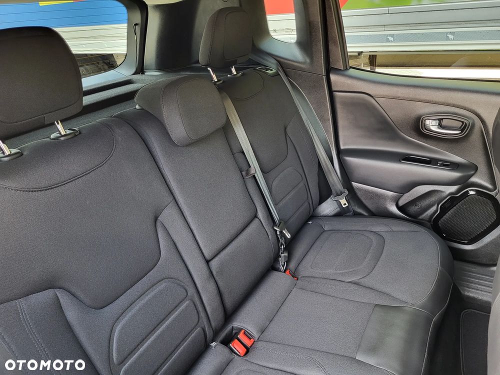 Jeep Renegade 1.6 E-torQ Night Eagle - 27