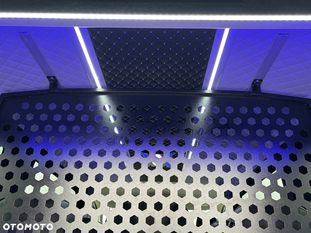 Volkswagen Crafter - 22