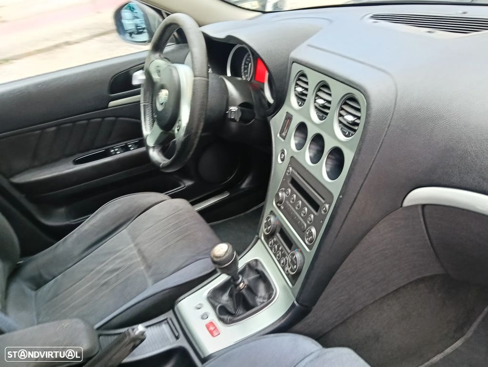 Alfa Romeo 159 Sportwagon 1.9 JTDm 16V Sportiva - 2