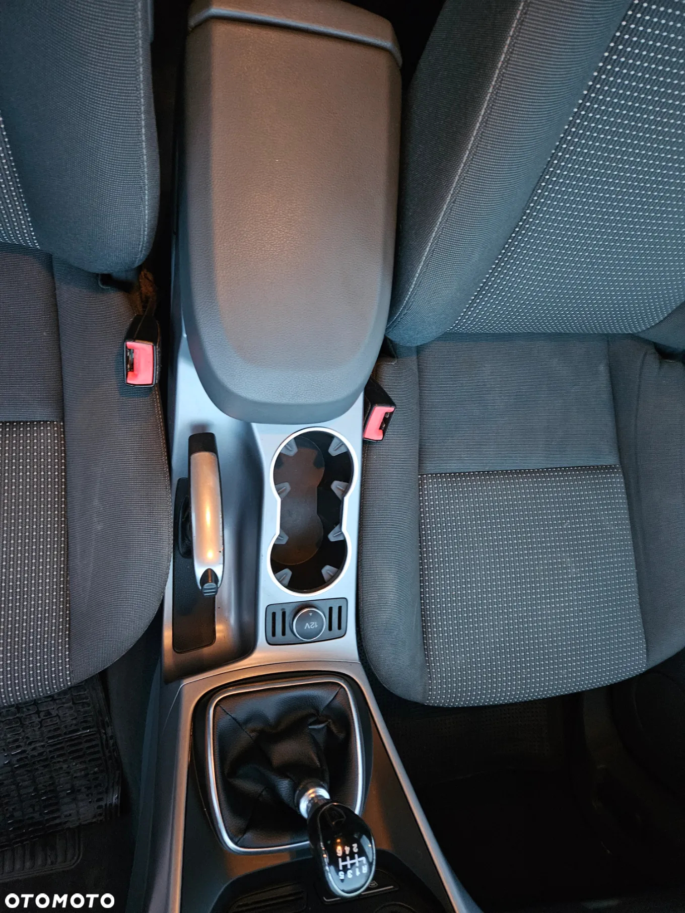 Ford C-MAX 1.6 TDCi Trend - 23