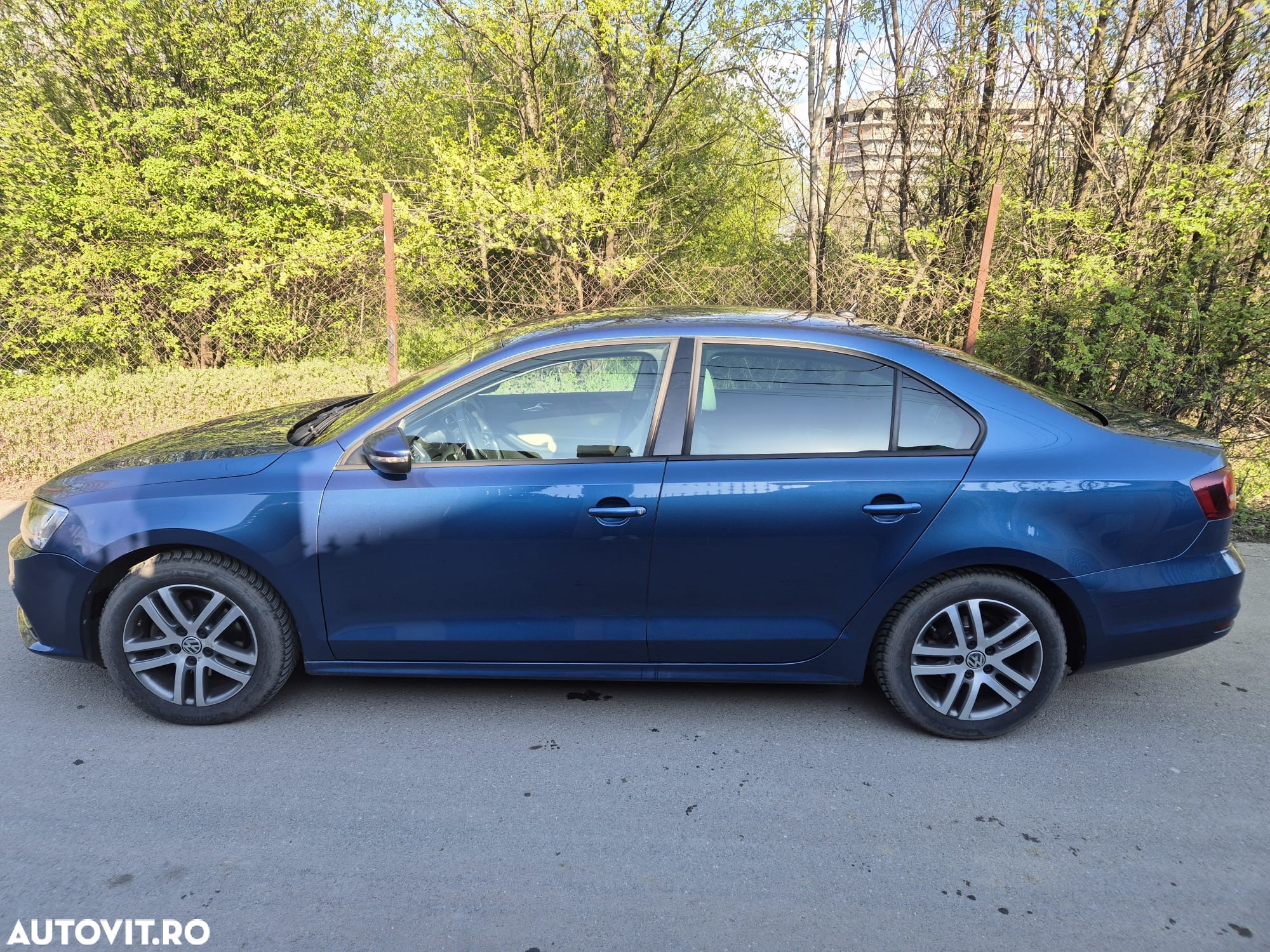 Volkswagen Jetta 1.2 TSI Trendline - 3