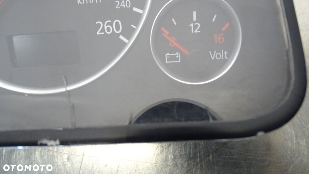 LICZNIK AUDI A6 C5 2.5TDI - 4