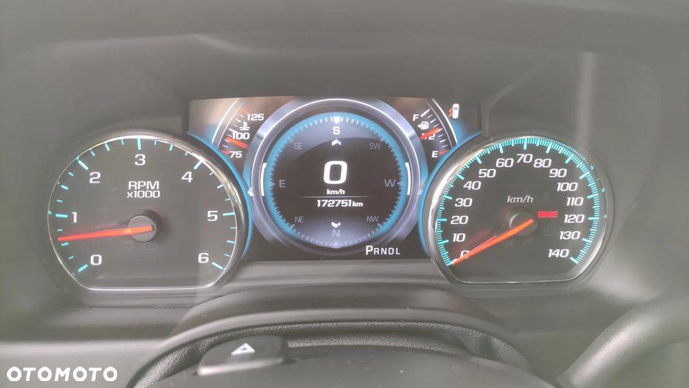 Chevrolet Tahoe - 11