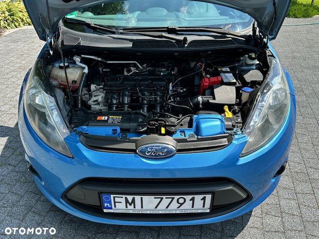 Ford Fiesta 1.25 Champions Edition - 17