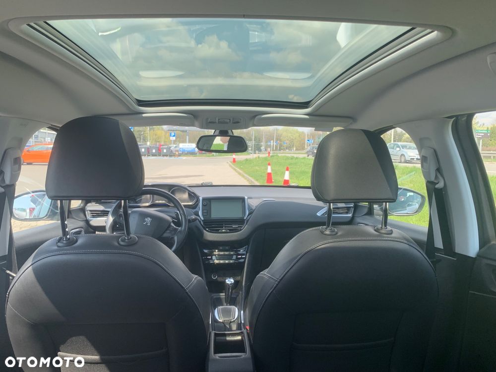 Peugeot 2008 e-HDi FAP 92 EGS6 STOP & START Allure - 11