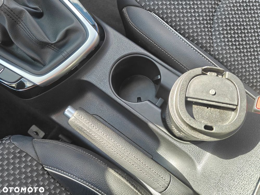 Kia Ceed 1.4 T-GDI L Business Line - 16