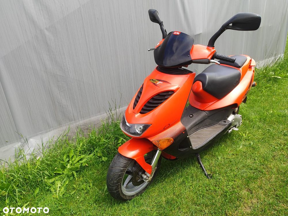 Aprilia SR - 4