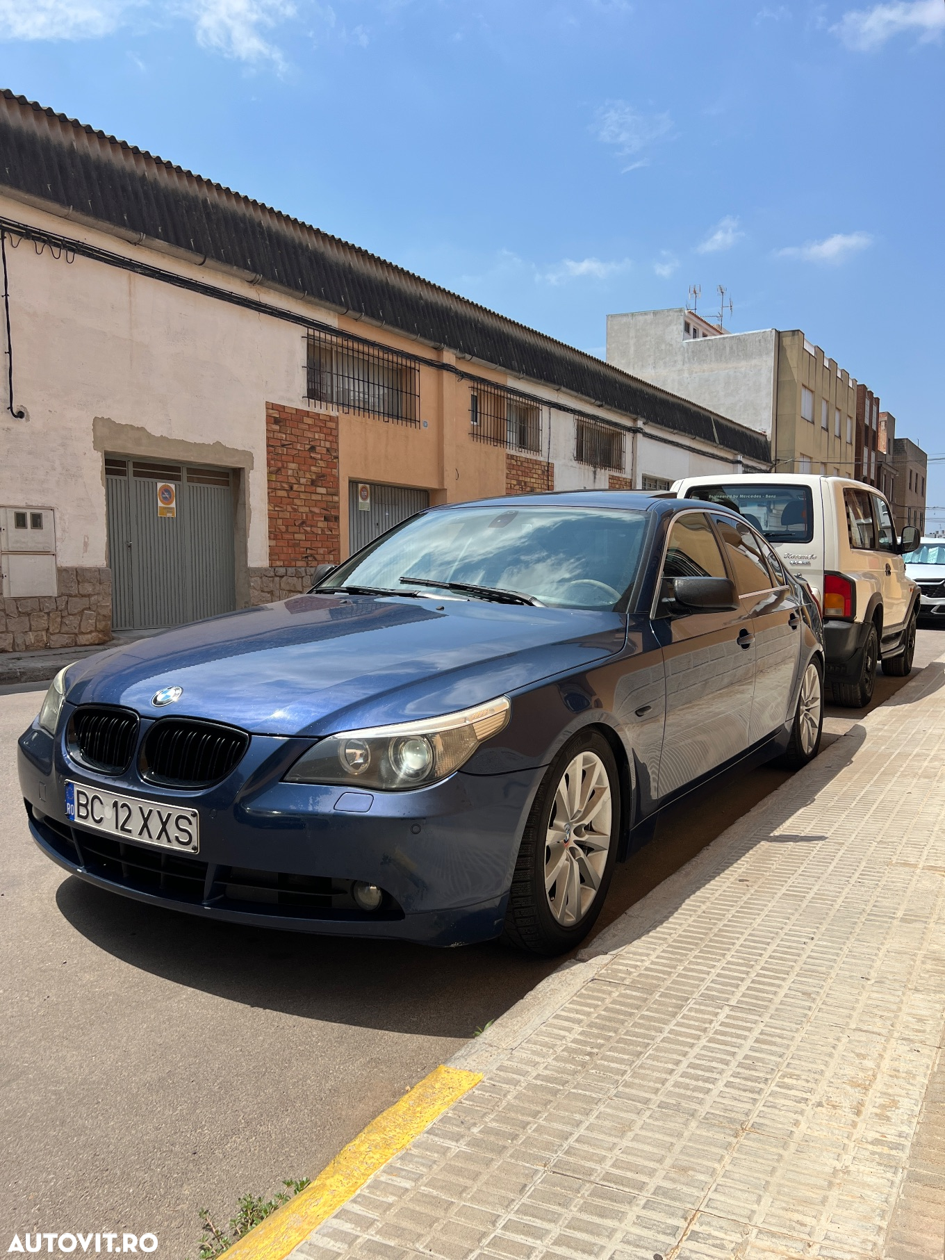 BMW Seria 5 525i - 12