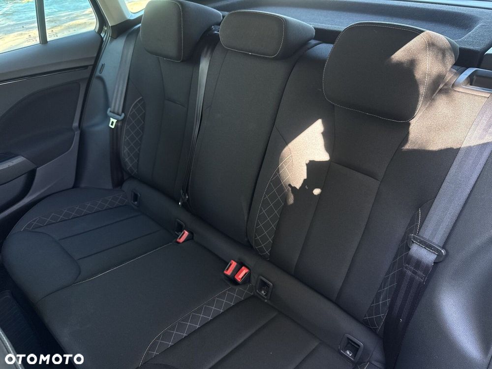 Skoda Kamiq 1.0 TSI Ambition DSG - 30