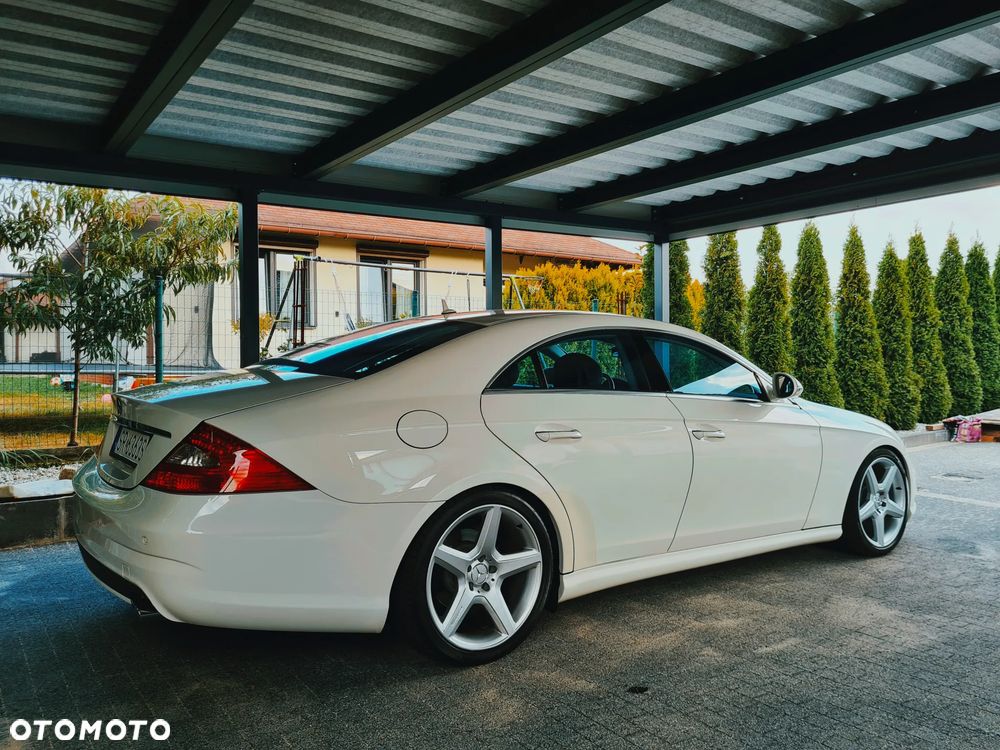 Mercedes-Benz CLS - 6