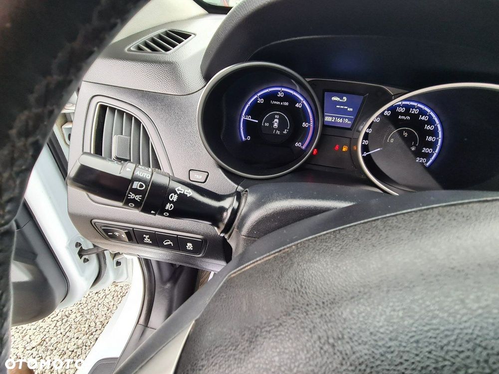 Hyundai ix35 2.0 CRDi 4WD Premium - 17