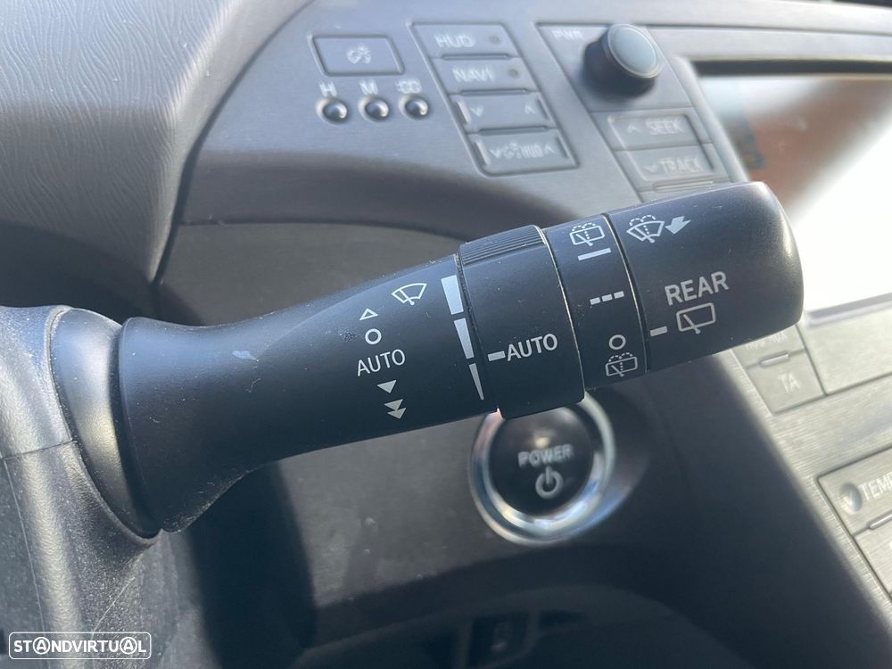 Toyota Prius 1.8 Exclusive - 17